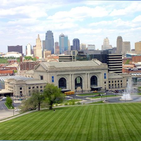 Residence Inn Kansas City Downtown/Union Hill Екстериор снимка