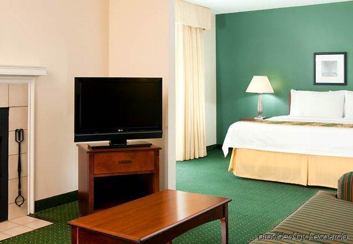 Residence Inn Kansas City Downtown/Union Hill Екстериор снимка