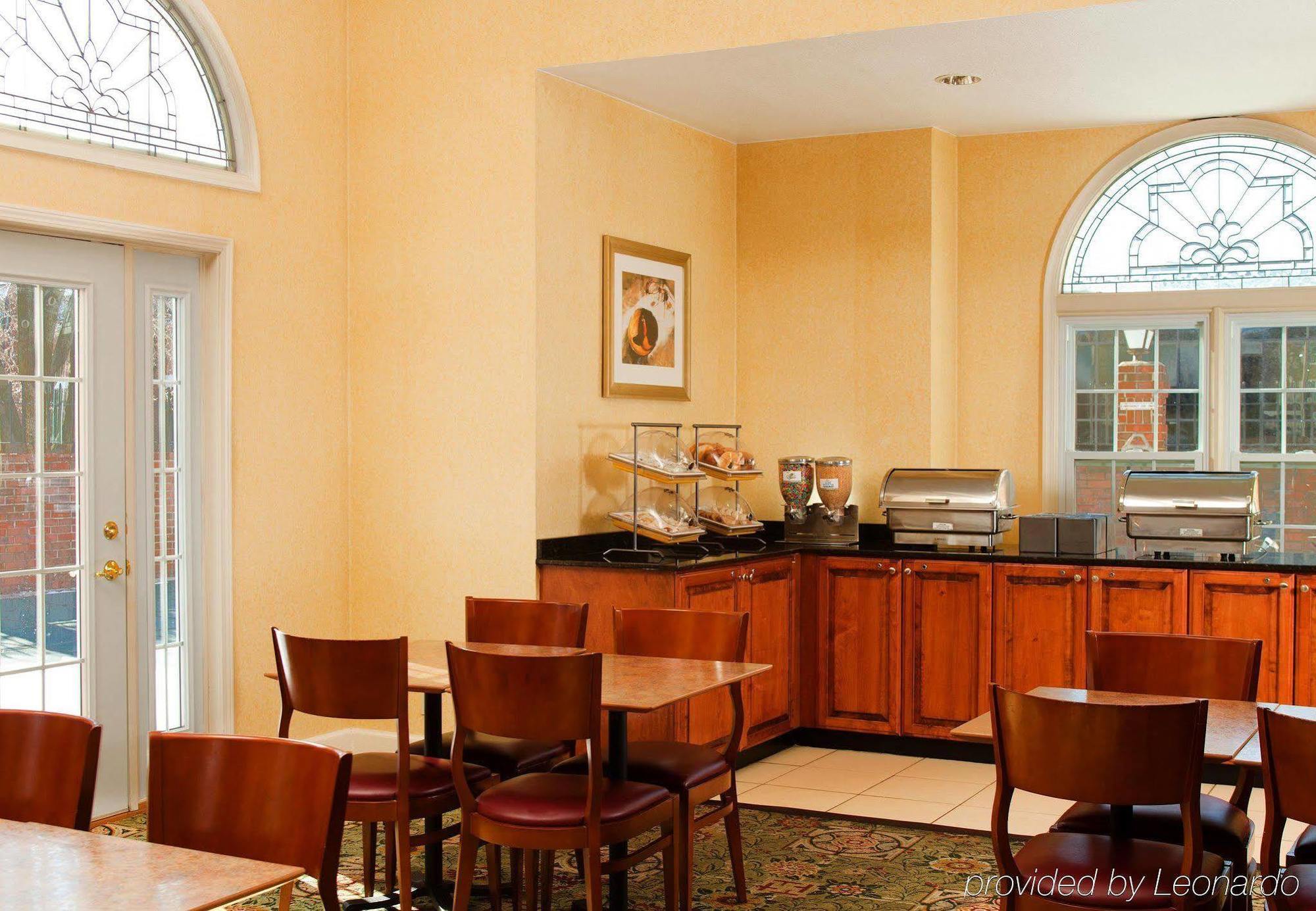 Residence Inn Kansas City Downtown/Union Hill Екстериор снимка